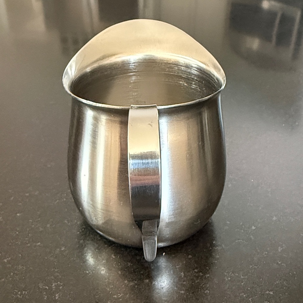 🌸3/$15 Vintage Adcraft 18-8 Stainless Steel Creamer 2.5" - Picture 4 of 7
